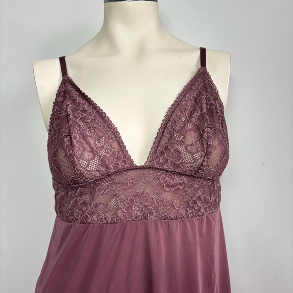 Gilligan & O’Malley mauve lace slip dress - Picture 2 of 4